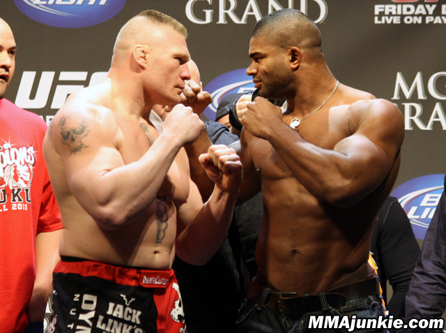 Alistair Overeem vs Brock Lesnar: What Happened in That Fight? (The Inside Scoop on Their Matchup)