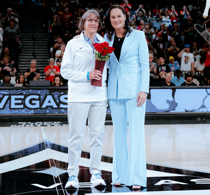 Tara VanDerveer Wife: The Woman Behind the Basketball Legend