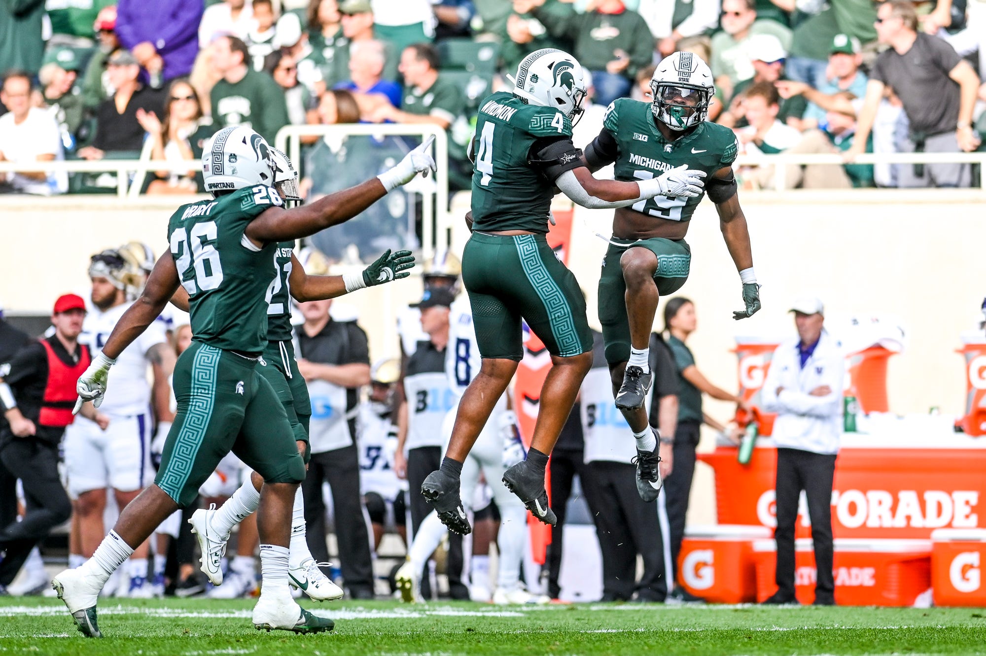 Your First Look at the Michigan State Football Starting Lineup