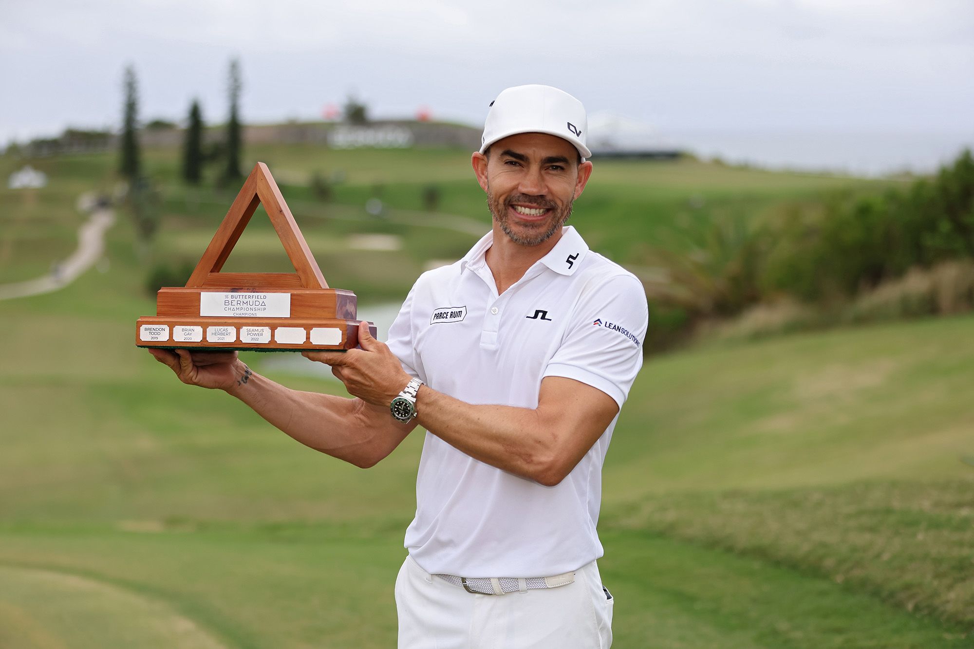 Camillo Villegas foundation: Find out how he supports junior golfers and kids!