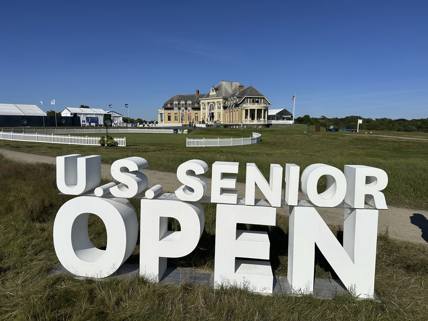 U.S. Senior Open: Bland Catches Fujita After Rain Delay