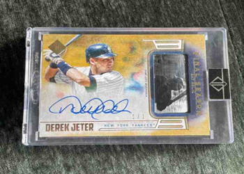 Derek Jeter Baseball Cards: Find the Most Valuable Ones Here!