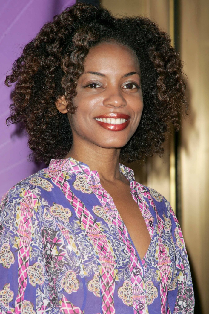 Aunjanue Ellis Bio: Age, Family, and Personal Life Revealed