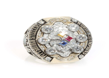 Matthew Staffords Super Bowl Ring: A Close Look at the Bling