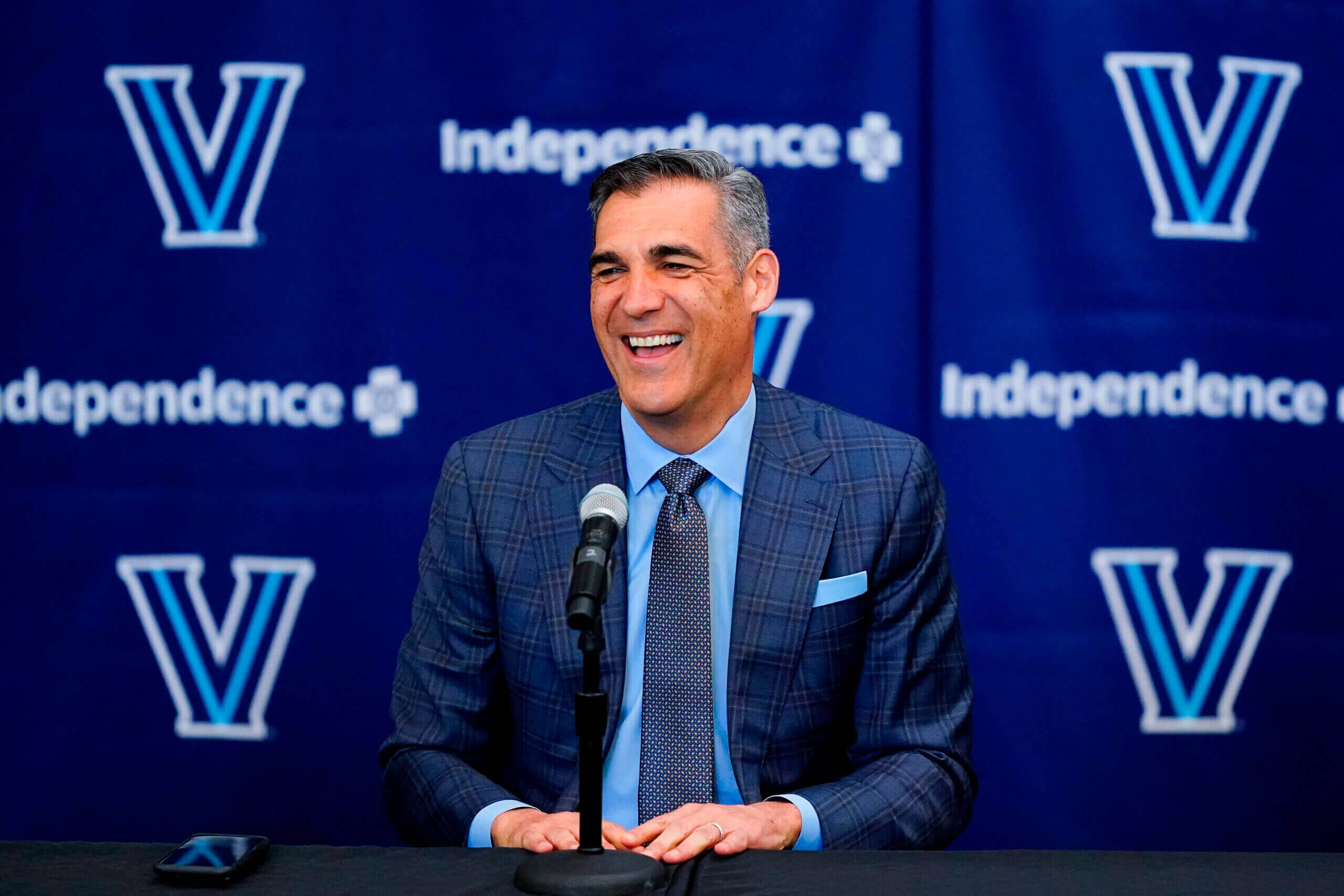 Why Did Jay Wright Retire? Heres What We Know About His Sudden Departure