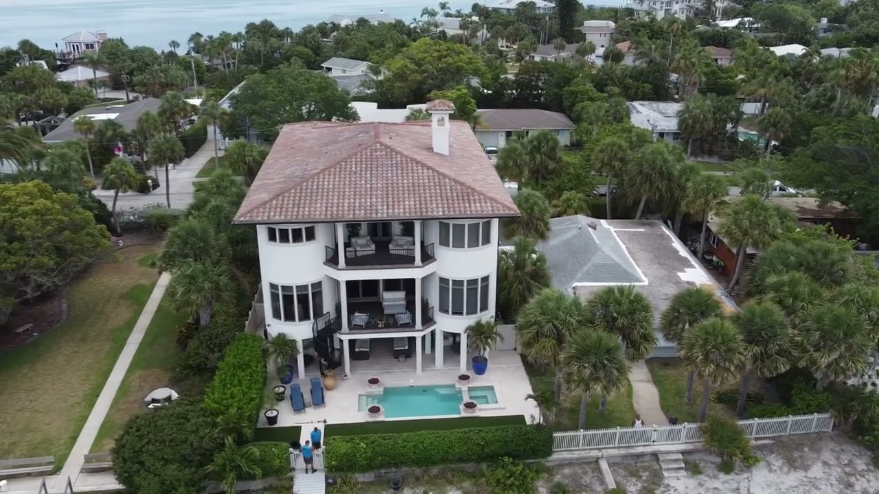 Where Does Hulk Hogan Live Now? You Wont Believe His Current Residence!