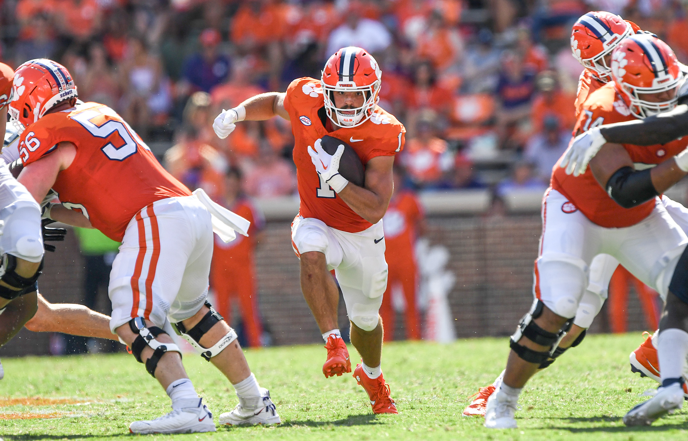 Clemson vs FAU Prediction: Who Will Win? Our Experts Break It Down!