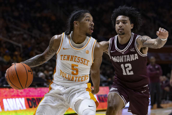 Tennessee vs Austin Peay Prediction: Will Tennessee Dominate?