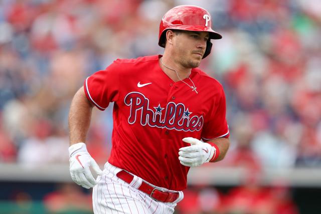 jt realmuto contract details: Is he the highest-paid catcher?