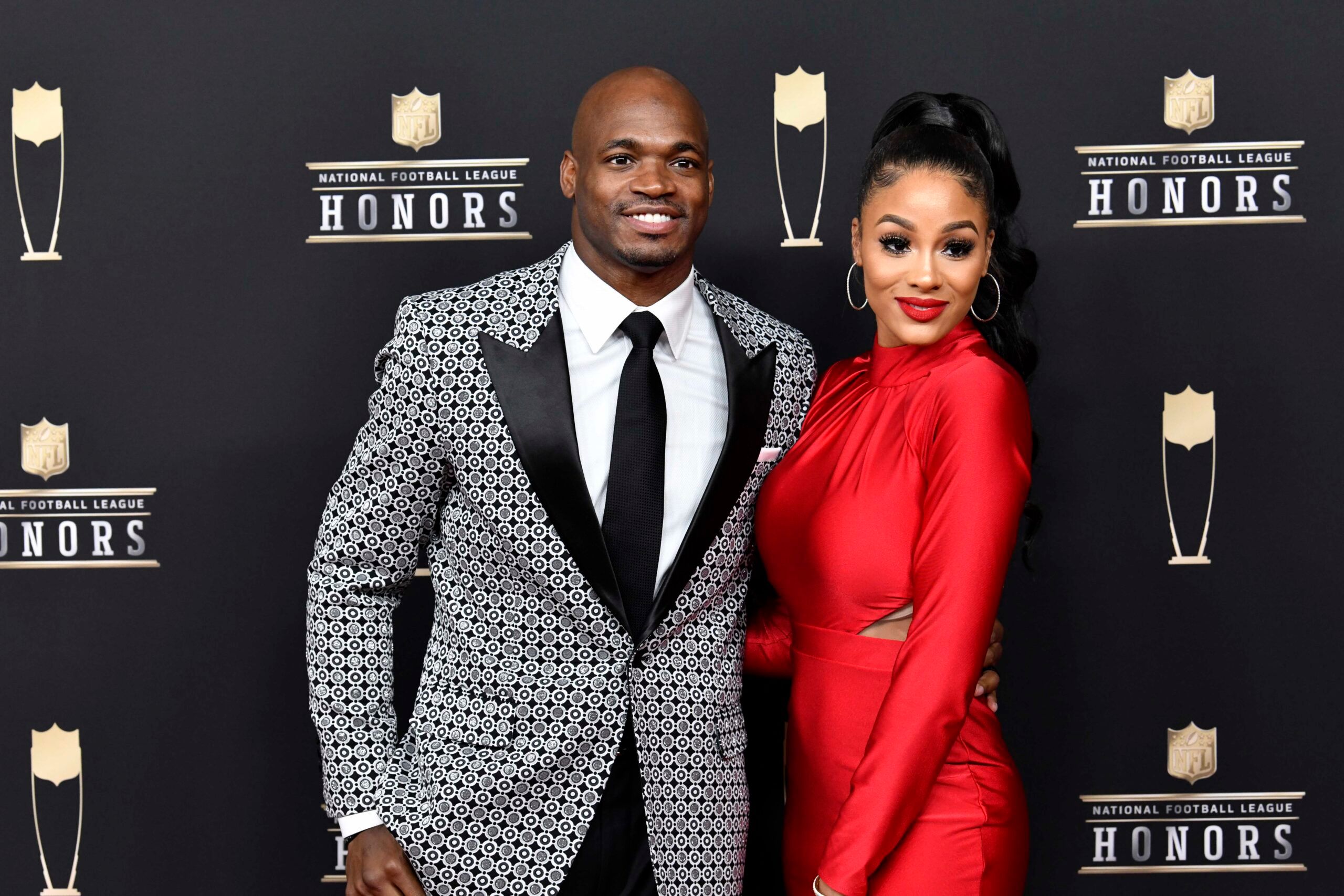 Adrian Peterson Net Worth: A Look at His Football Fortune.