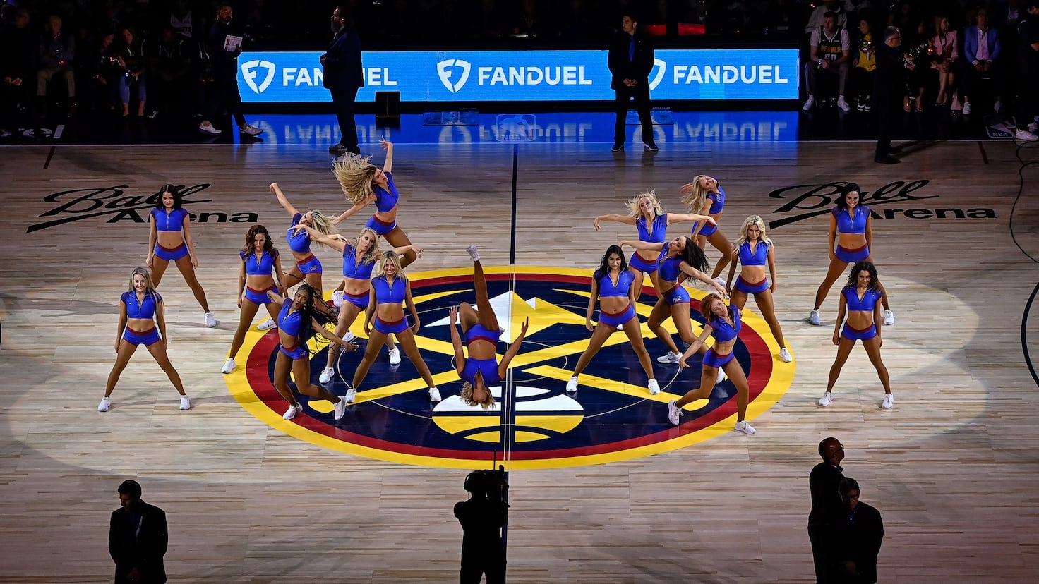 How much do NBA cheerleaders make? The lowdown on dancer earnings!