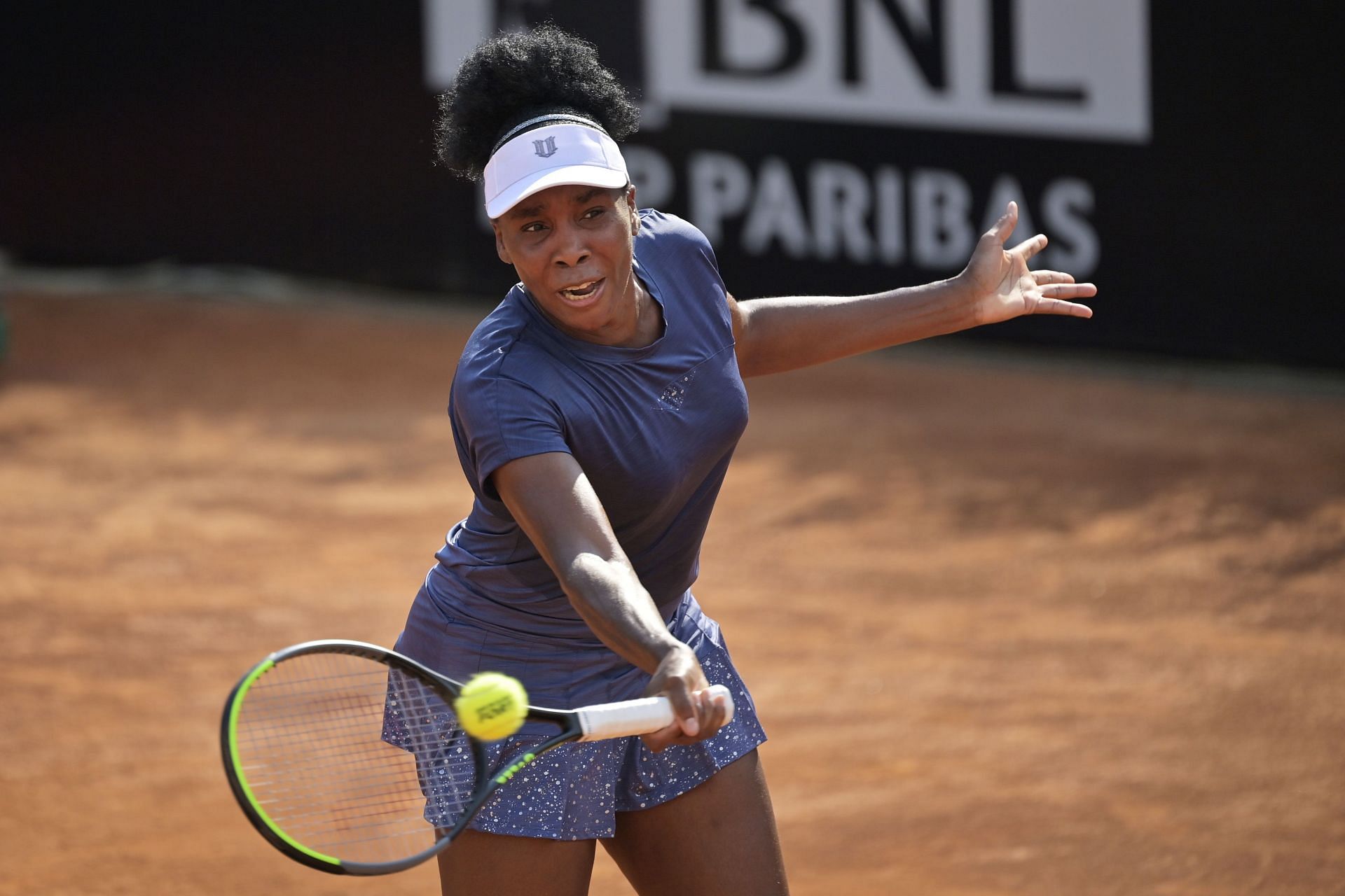 Does Venus Williams Speak 4 Languages? We Investigate the Tennis Stars Talents!